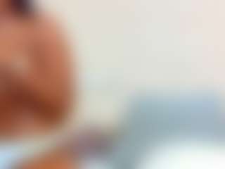 Live cam show with Shamira Spencer - Small Ass on camgirlchat.live