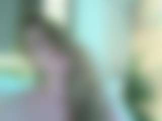 magiceyes MILF webcam performer live streaming