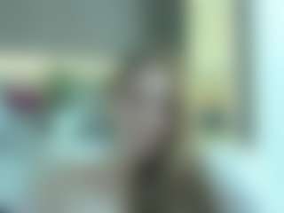 magiceyes MILF webcam performer live streaming