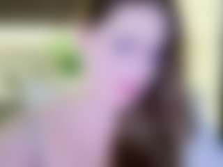 magiceyes MILF webcam performer live streaming