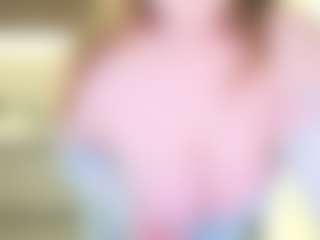 magiceyes MILF webcam performer live streaming