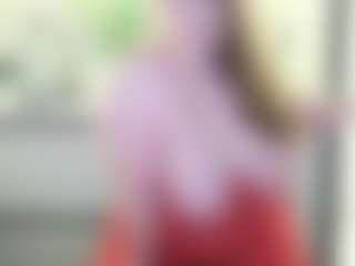 magiceyes MILF webcam performer live streaming
