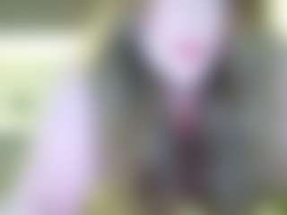 magiceyes MILF webcam performer live streaming