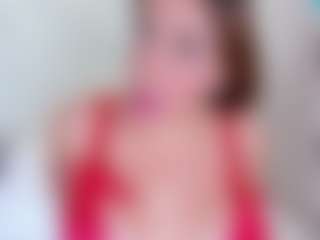 naughty-flower MILF webcam performer live streaming