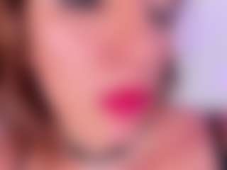 naughty-flower MILF webcam performer live streaming