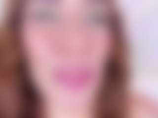 naughty-flower MILF webcam performer live streaming
