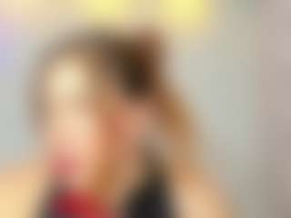 naughty-flower MILF webcam performer live streaming