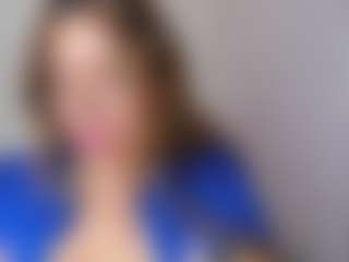naughty-flower MILF webcam performer live streaming