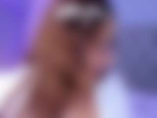 naughty-flower MILF-webcamperformer live