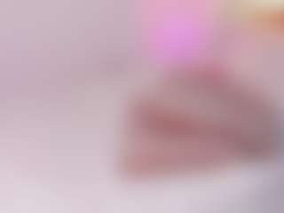 Live cam show with electra-cute - Squirt on SxyPornLive