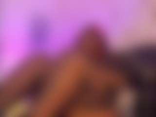 Live cam show with emiilyrosee - Red Hair on testsause.com