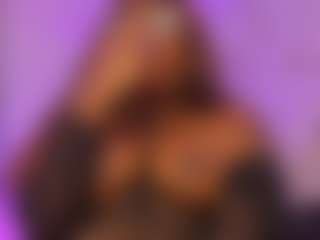 Live cam show with emiilyrosee - Curvy on Adult Interactions