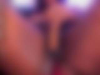 emiilyrosee's Live Sex Cam Show
