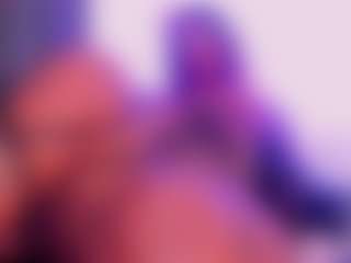 Live-Cam-Show mit emiilyrosee - Solo auf Camsoda