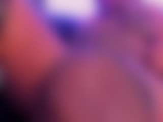 Show en direct avec emiilyrosee - Solo sur Camsoda