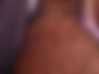 Live cam show with emiilyrosee - Ebony on Camsoda | colombia
