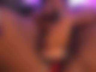 emiilyrosee's Live Sex Cam Show