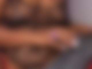emiilyrosee's Live Sex Cam Show