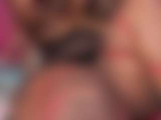Live cam show with emiilyrosee - Ebony on anonymated.com | colombia