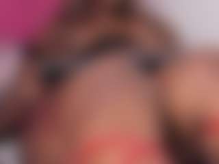 emiilyrosee's Live Sex Cam Show