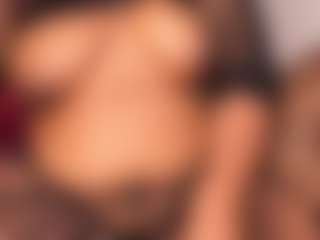 emiilyrosee's Live Sex Cam Show