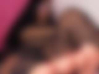 Live cam show with emiilyrosee - Hairy Pussy on Camming Site