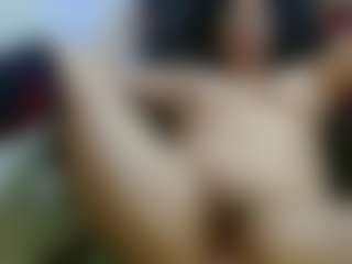 elektra323 MILF webcam performer live streaming