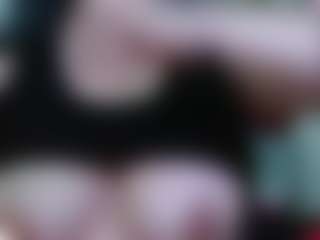 Live cam show with elektra323 - Smoking on alttransgirls