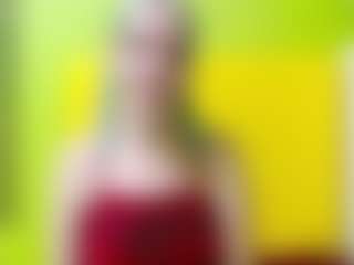Live cam show with Roxy - Blonde Hair Middle Aged on Uber Horny