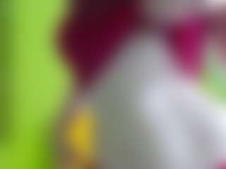 Live cam show with Roxy - Skinny on Camsoda