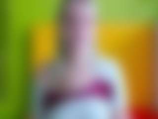 Live cam show with Roxy - Lovense Middle Aged on slutload