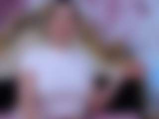 HessaHessy MILF webcam performer live streaming