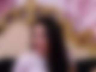 Live cam show with HessaHessy - Strapon on Camsoda