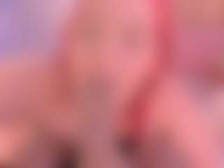 Live cam show with JULIETA - Curvy on Latina Girls