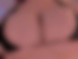 JULIETA's Live Sex Cam Show