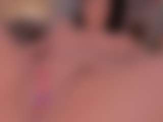 Live cam show with JULIETA - Cum on Dolls Live