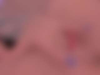 Live cam show with JULIETA - Orgasm on xDating