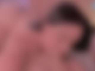 Live cam show with JULIETA - Young Adult on Camsoda