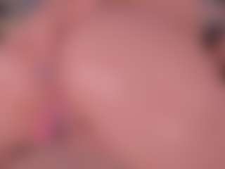 Live cam show with JULIETA - HD on Camsoda