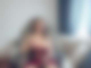 Live cam show with EvaMoon222 - Blonde Hair on Milf Play