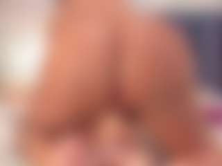 Milf Mia's Live Sex Cam Show