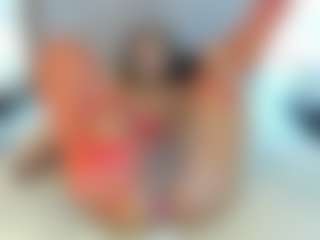 Live cam show with Milf Mia - Ebony on Dare Cams | colombia