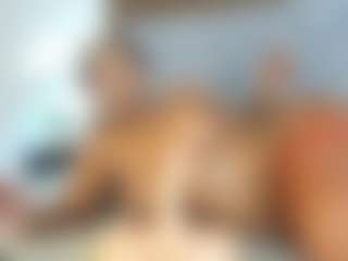 Live cam show with Milf Mia - Ebony on Camiplay Live | colombia