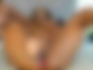 Live cam show with Milf Mia - Ebony Big Tits on Soda Cam