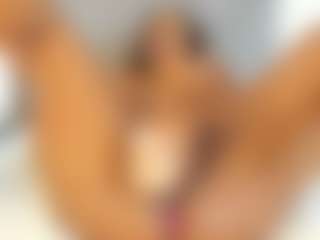Milf Mia's Live Sex Cam Show