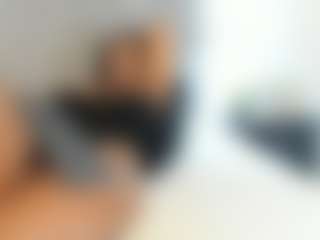 Live cam show with Milf Mia - Twerk on Dare Cams