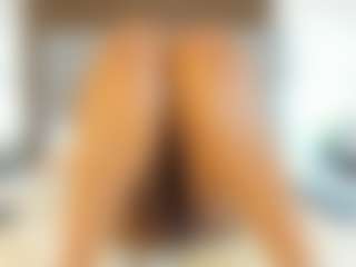 Milf Mia's Live Sex Cam Show