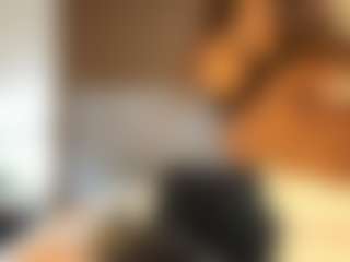 Live cam show with Milf Mia - Ebony on Uber Horny | colombia