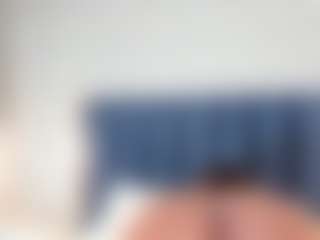Live cam show with Milf Mia - Moaning on Streamer API