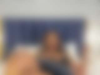 Live cam show with Milf Mia - Ebony Big Tits on Dolls Live